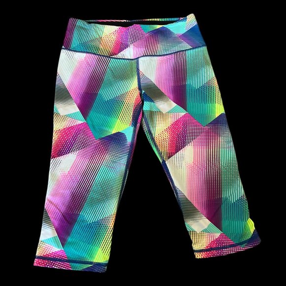 Victoria’s Secret Sport Knockout crop legging Size S - Picture 1 of 3